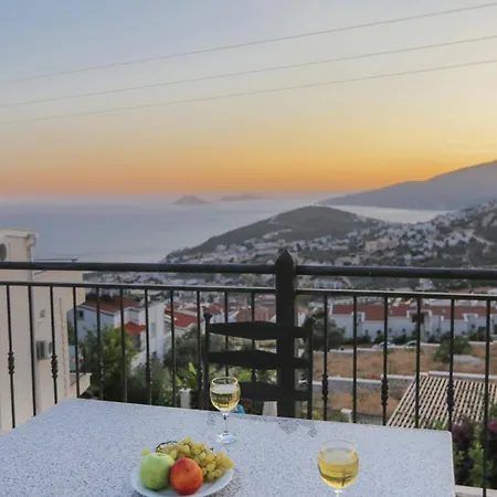 Willa 3 Bedroom - 2666 Kalkan